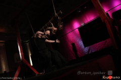 Performing "Kinbaku agura rotate" at Moscow Knot